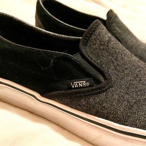 Vans Slip-Ons in Gray Canvas/Black Suede